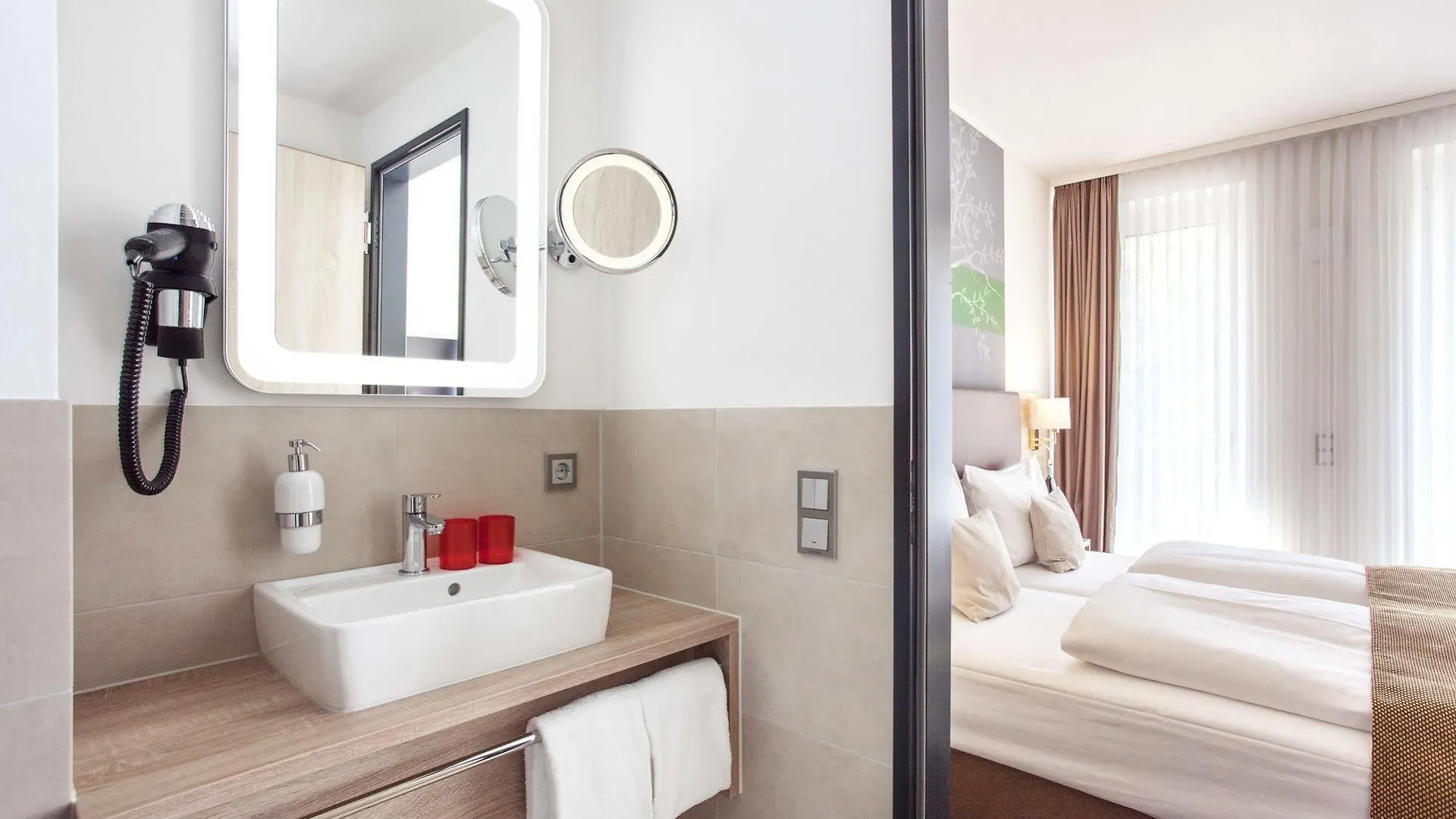 ***  Stay! Hotel Boardinghouse 함브루크 독일