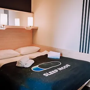Bed & Breakfast Rcadia Gaming House