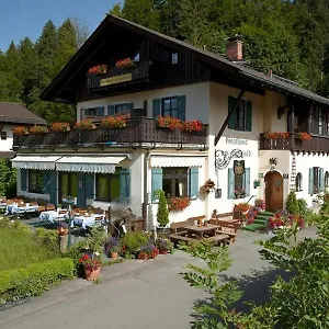 https://gasthaus-am-zierwald.com-bavaria.com